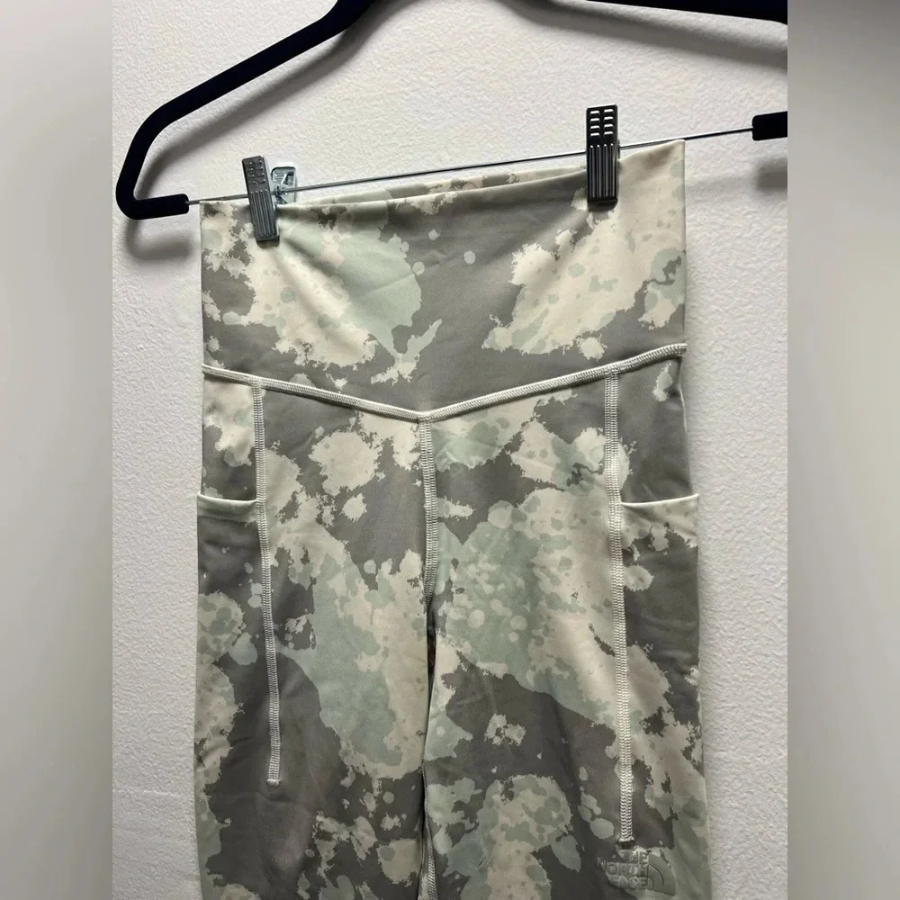 NWOT The North Face Women's Midline High-Rise Pocket 7/8 Leggings - Picture 3 of 7